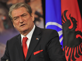 Προκλητικς δηλσεις Μπερσα: Η Αλβανα ξεκινει απ την Πρβεζα