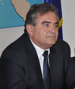 Τσος Αποστολπουλος