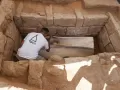14-Σαρκοφάγος-που-ανακαλύφθηκε-στ-νεκρόπολη-Ard-al-Moharbeen-της-ρωμαϊκής-εποχής-στην-πόλη-της-Γάζα